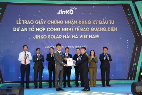 Quảng Ninh: Khởi động sản xuất dự án công nghệ tế bào quang điện 750 triệu USD